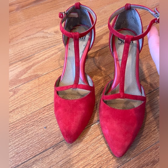 Sofft Red Suede Heels Pumps Leather Upper - Women’s 7 - Picture 2 of 6